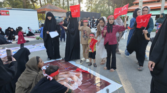 خدمت دانش آموزان معارفی در غرفه کودک و نوجوان بانوان ستاد اجرایی فرمان امام خمینی (رحمةالله علیه)